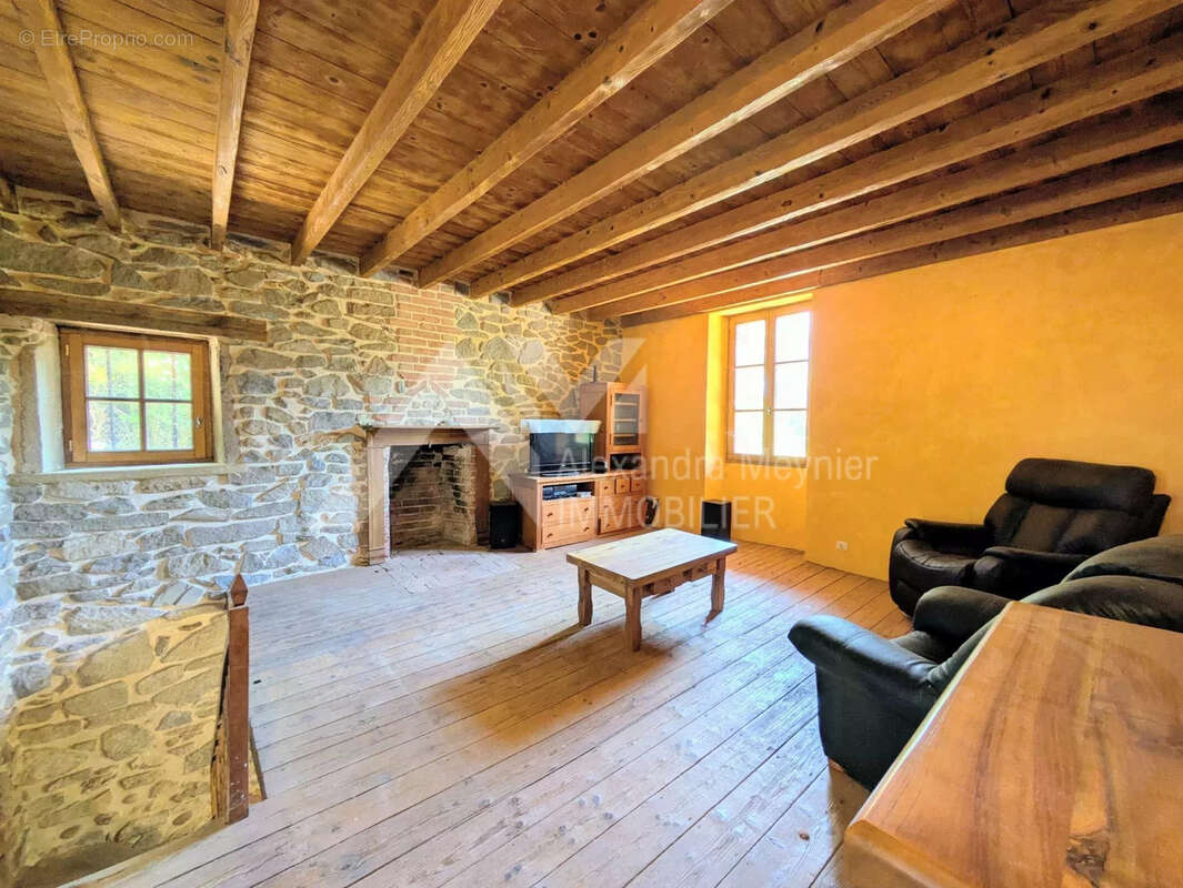Maison à MONTMIRAL