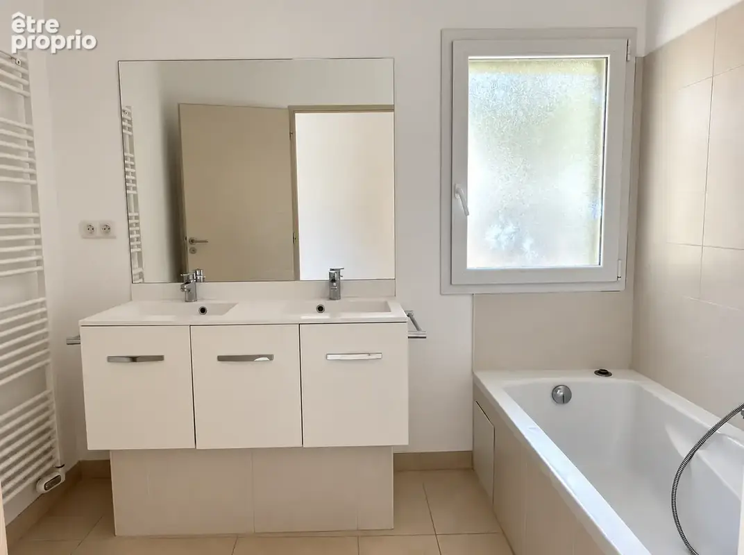 Vente maison plain-pied 111m2 sur 600m2 de terrain - photo 9