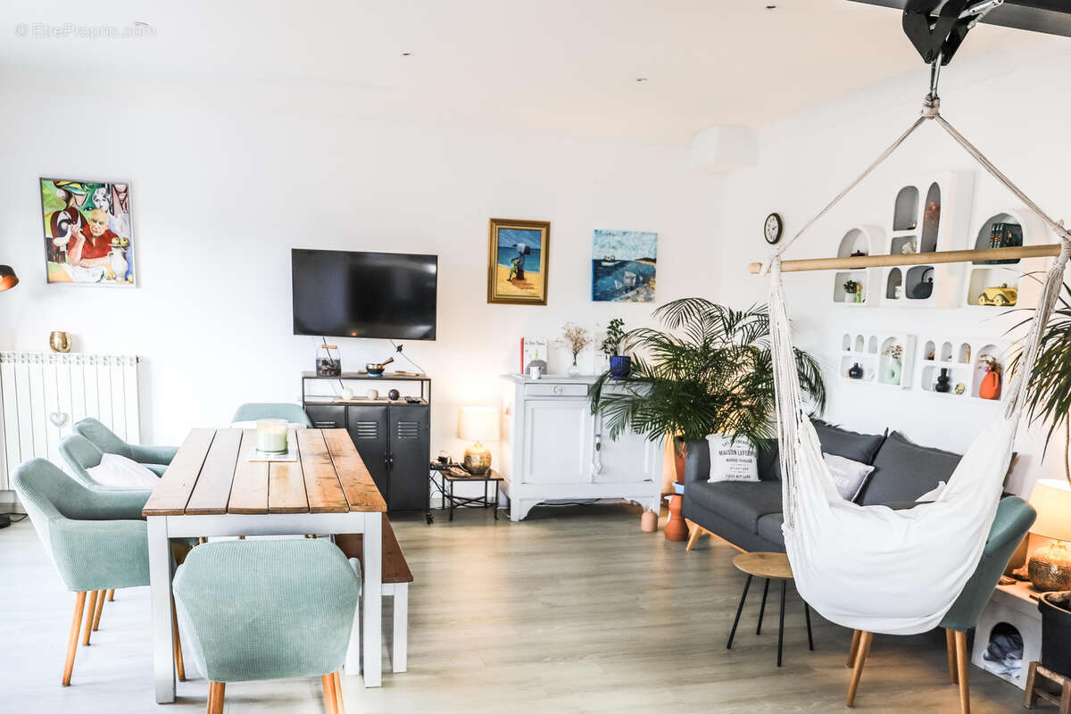 Maison à SAINT-GEORGES-DE-DIDONNE