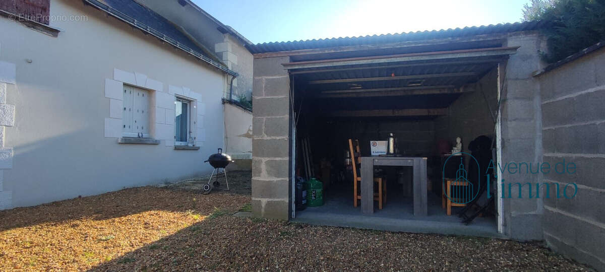 Maison à LONGUE-JUMELLES