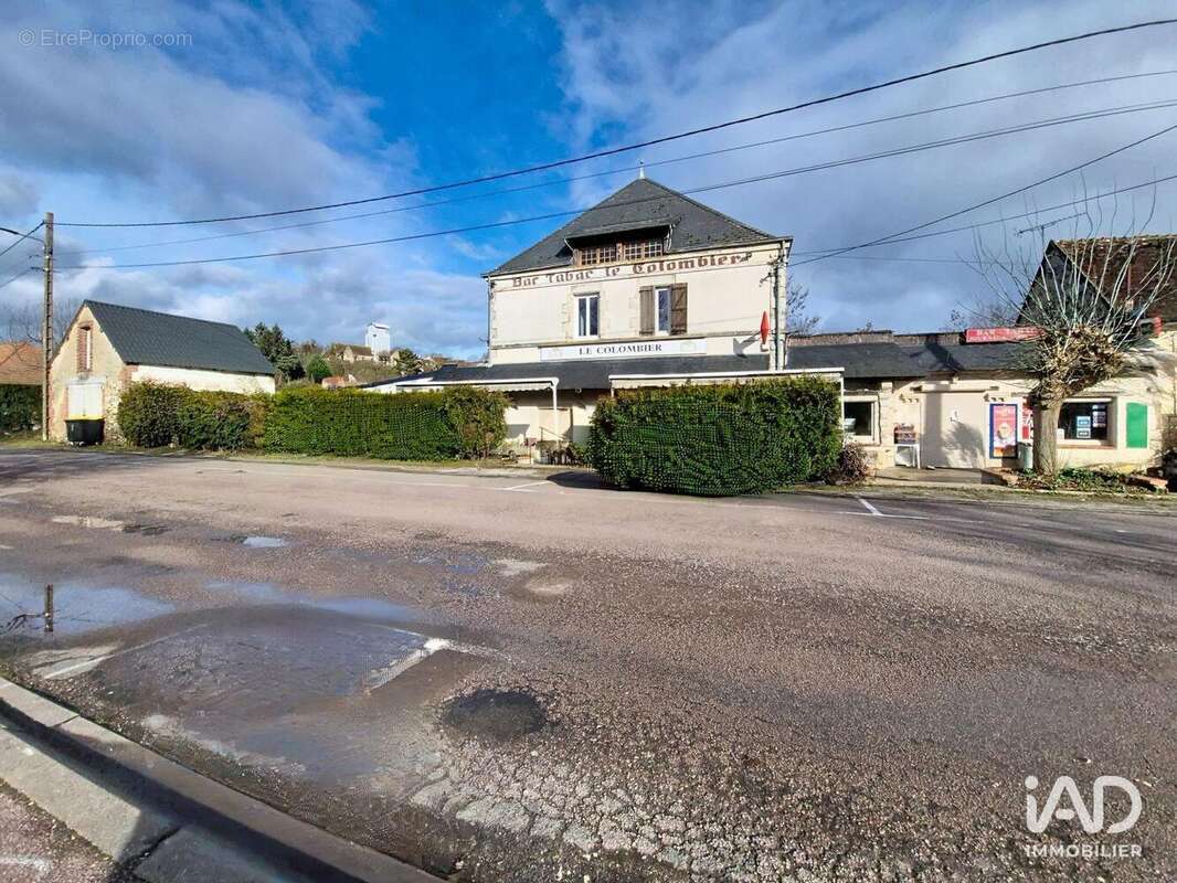 Photo 3 - Commerce à ROGNY-LES-SEPT-ECLUSES