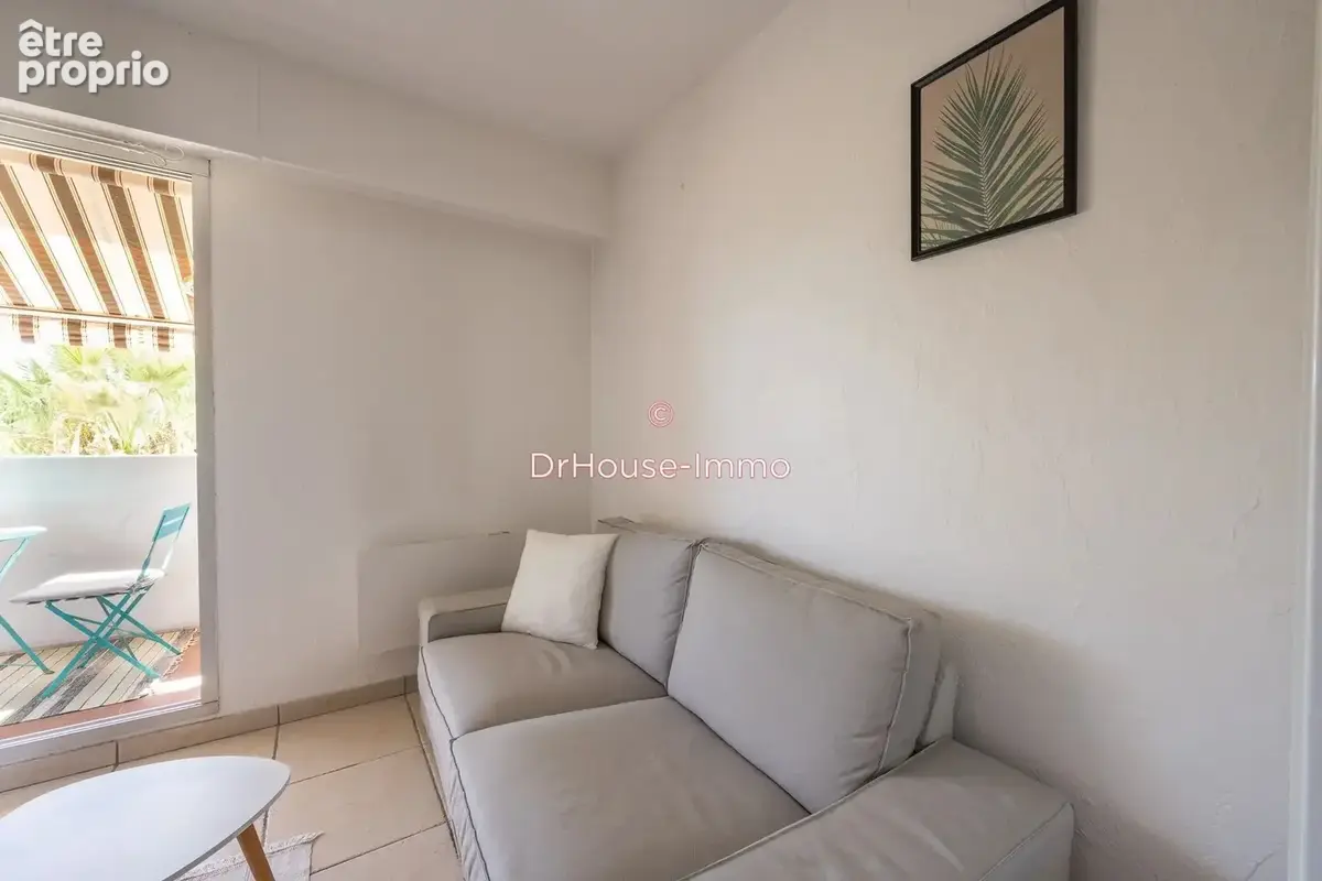 Appartement 1 pièce 32 m² à vendre à Hyeres (83400) - photo 13
