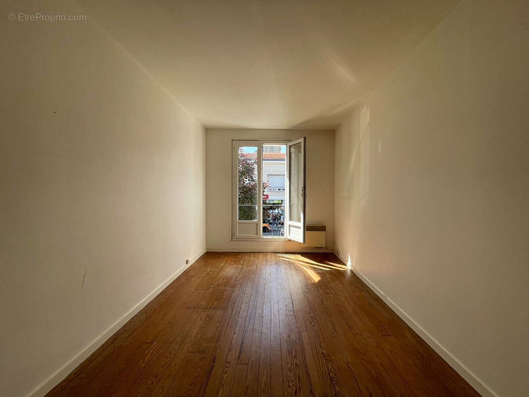 ROYAN centre - Appartement  T4 - photo 10