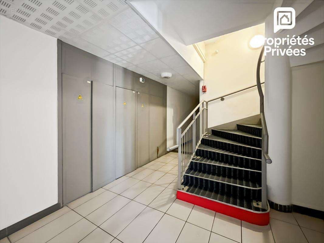 Appartement T2 de 40 m² avec balcon et parking privatif - photo 12