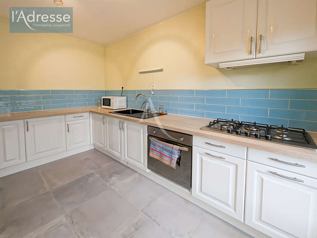 Maison à PUY-L&#039;EVEQUE