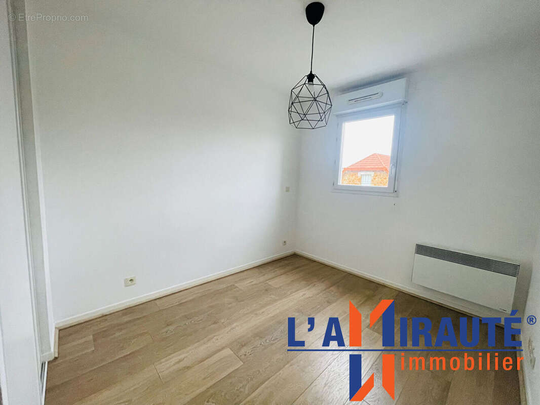 Appartement à SARTROUVILLE