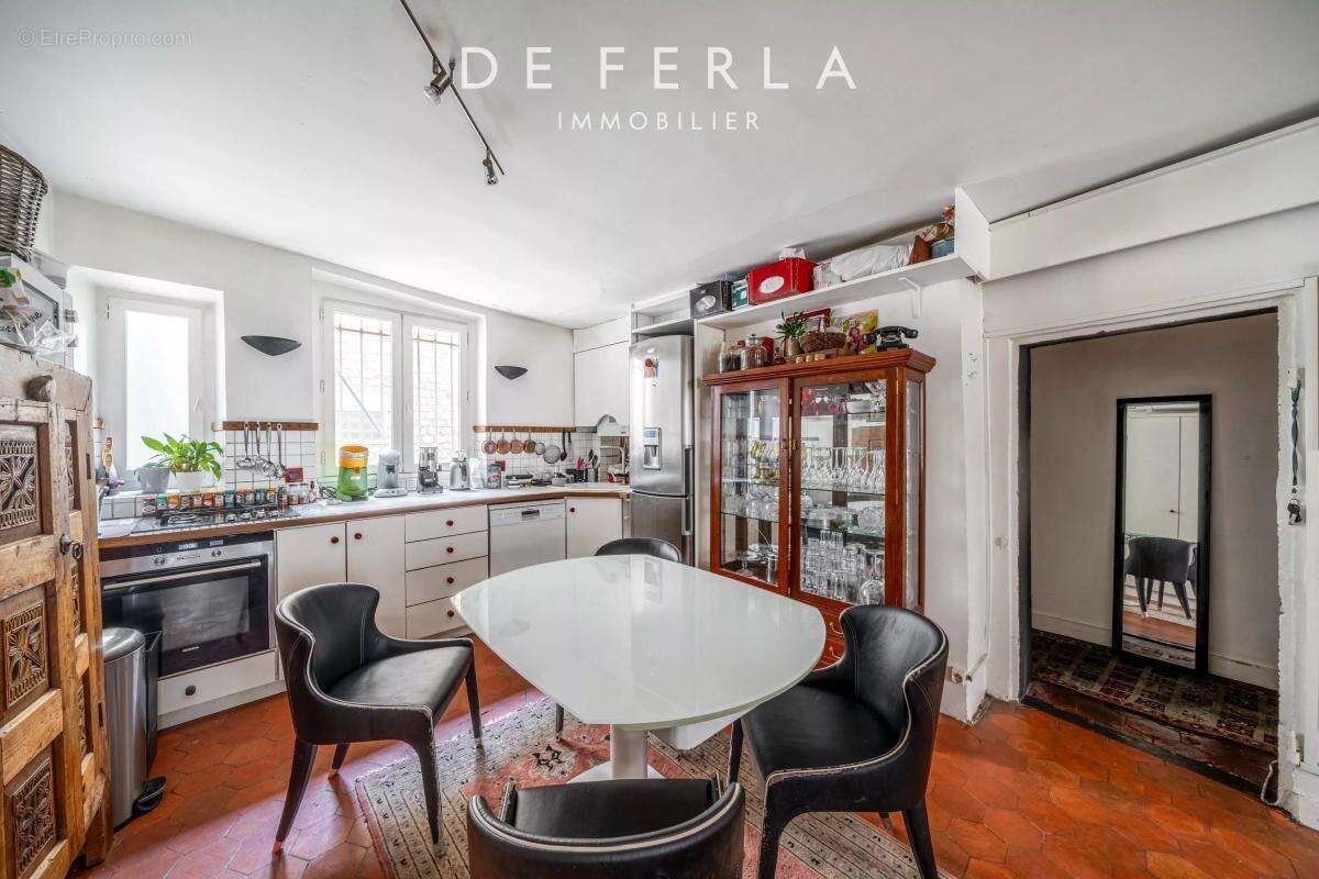 Appartement à PARIS-5E