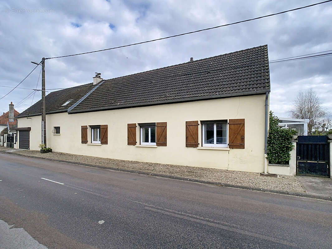 Maison à SEURRE