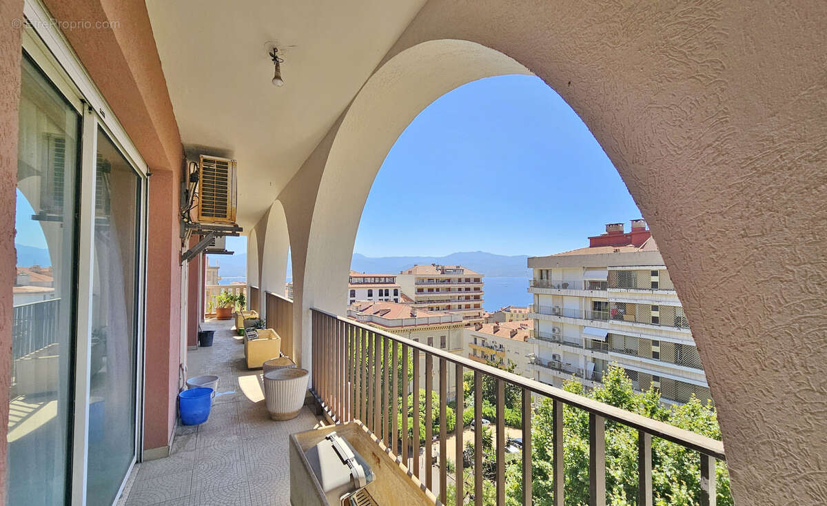 AJACCIO Casone - F5 141m2 Cours Général Leclerc - photo 5