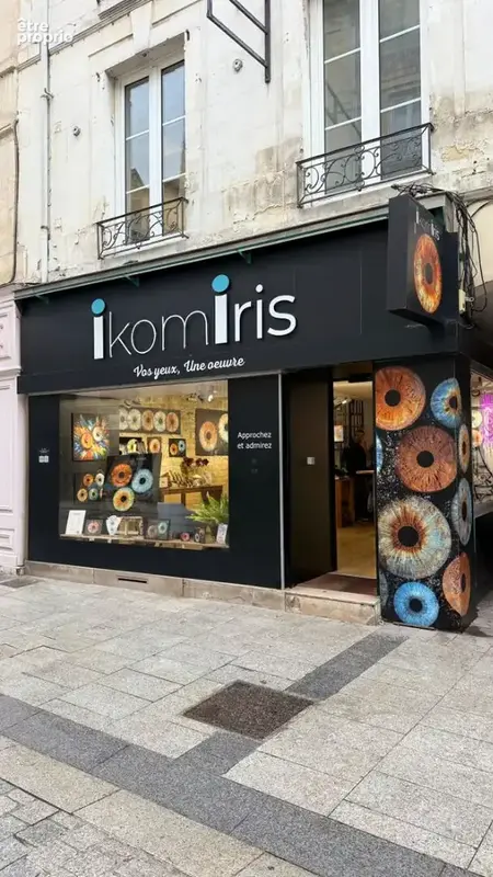 Local commercial 50 m² - photo 2