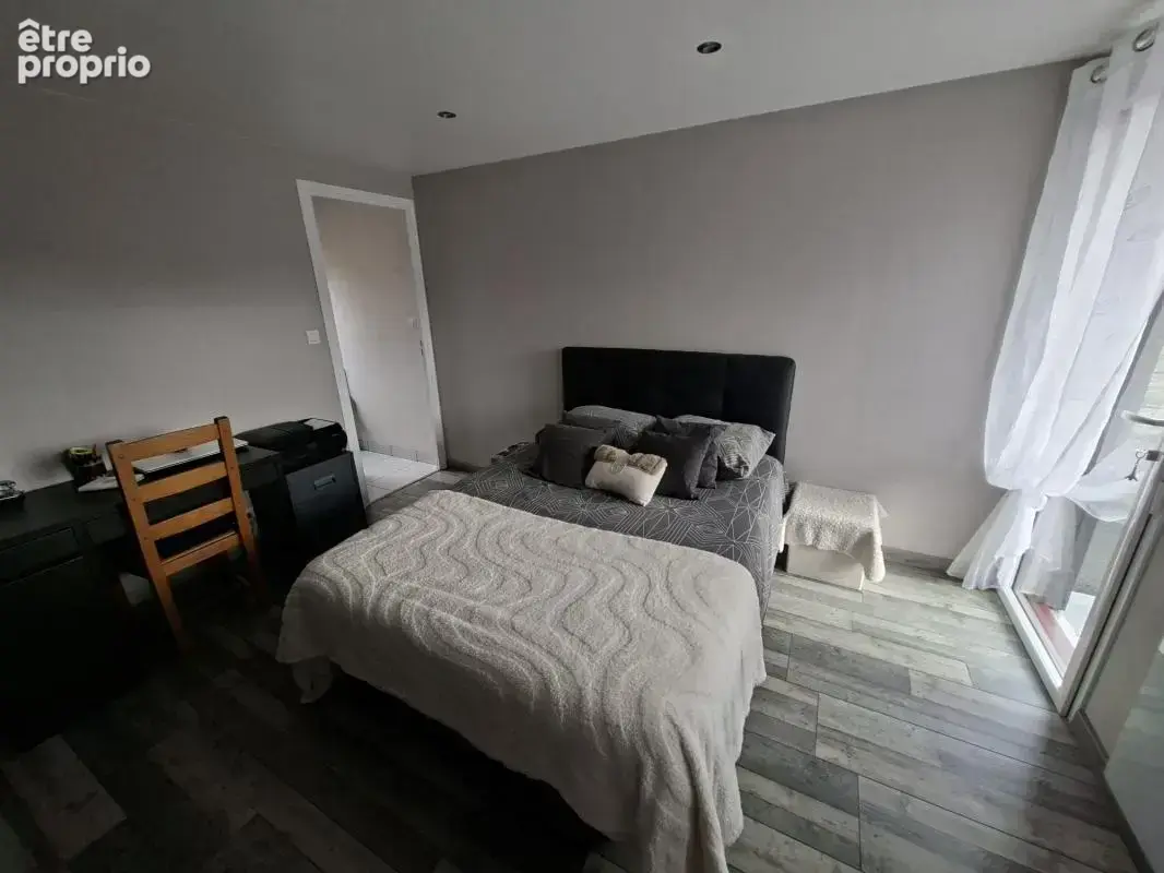 Maison contemporaine de 116 m² avec 5 chambres, jardin clos - photo 11