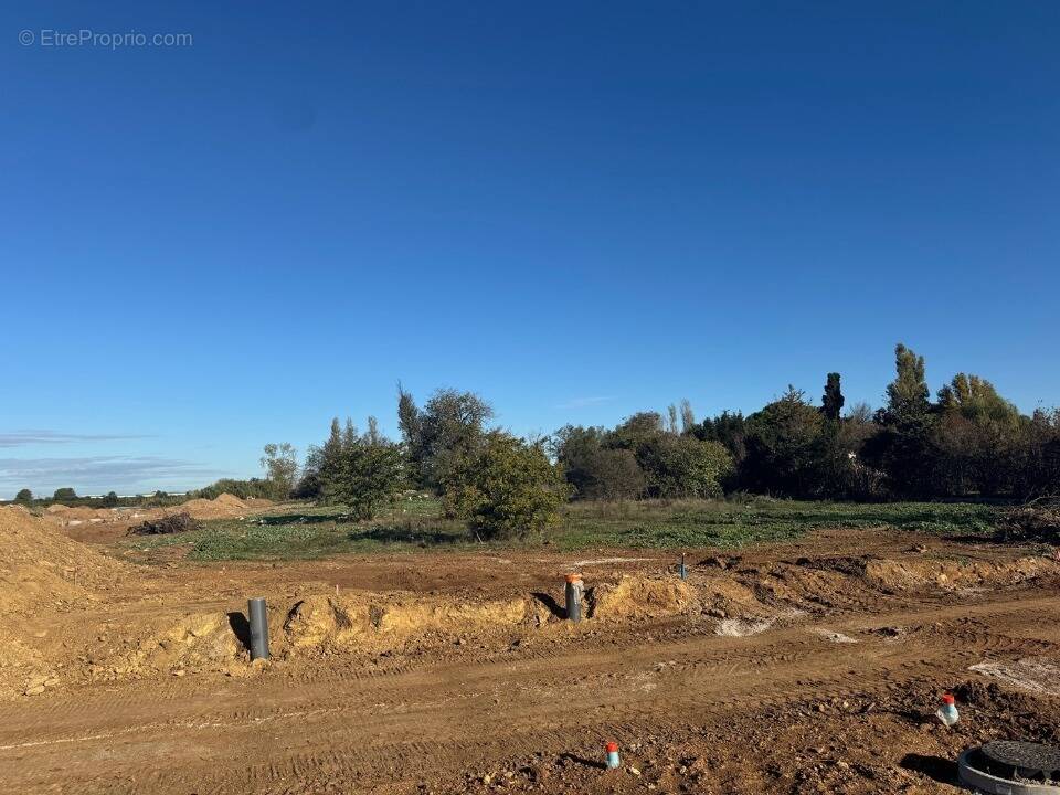 Terrain à FOS-SUR-MER