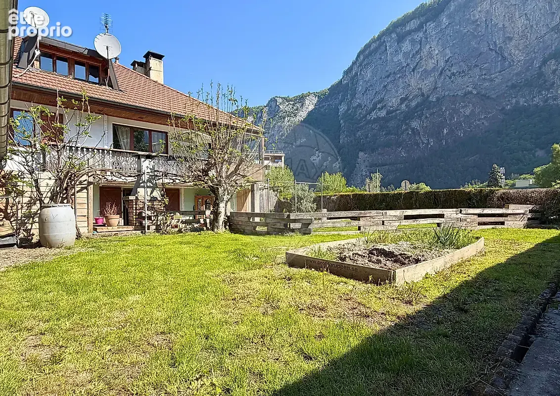Maison 6 chambre(s) à vendre - photo 2