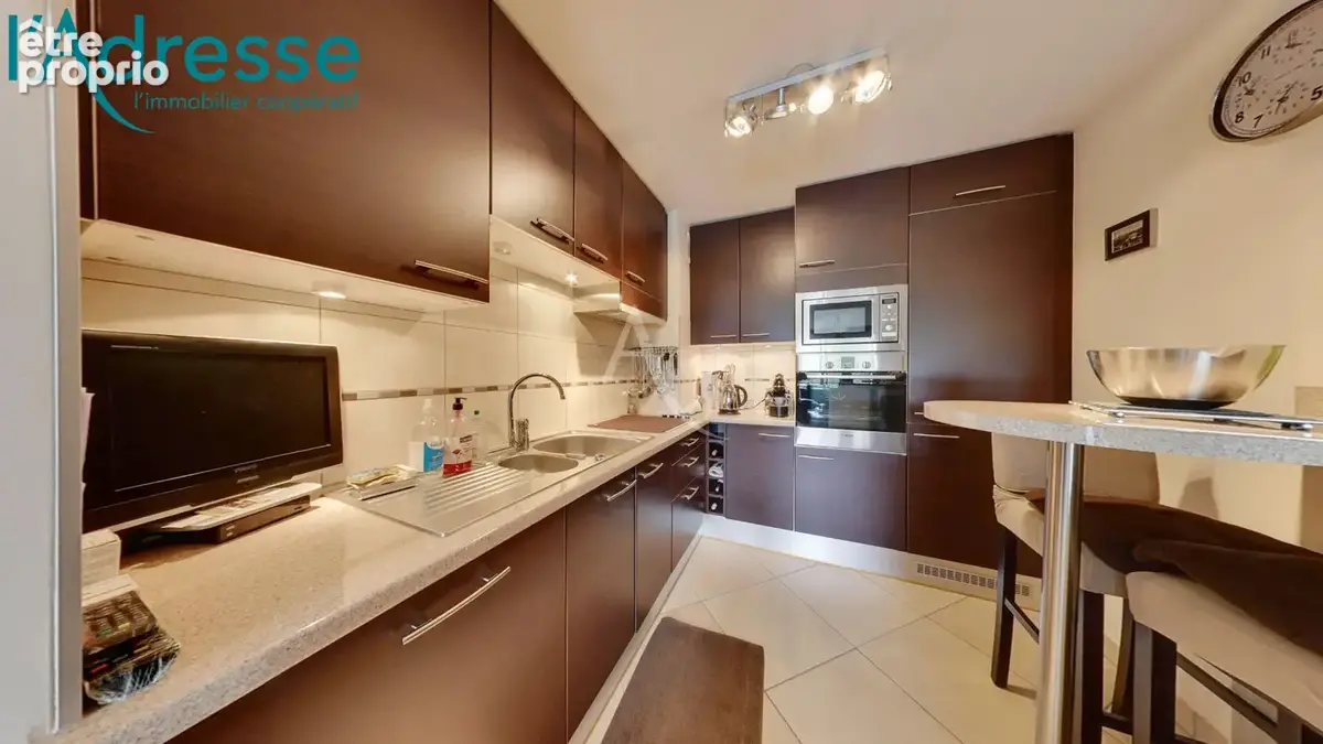Rare 3 pieces avec double box et 2 parking 56 m² - photo 4