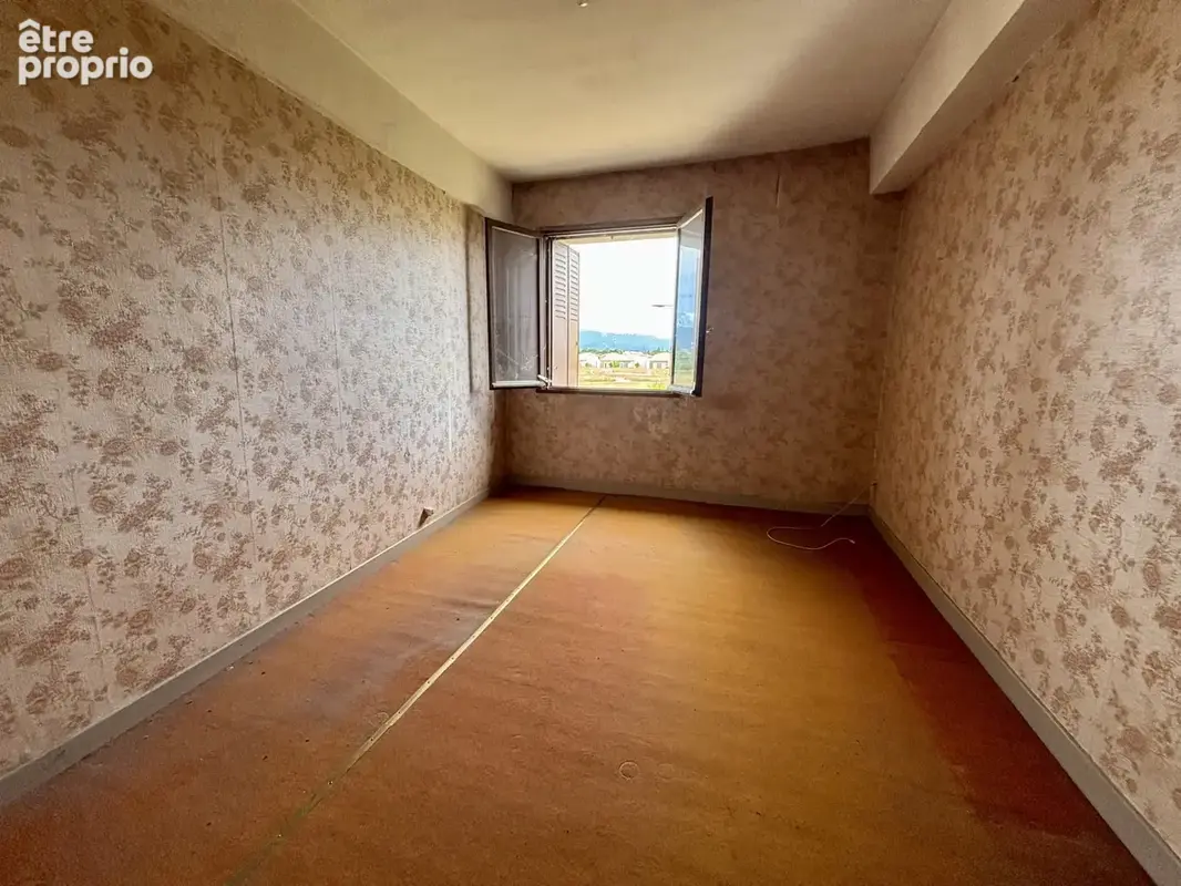 Maison 5 pièces 102 m² à vendre à Chatuzange-Le-Goubet (26300) - photo 7
