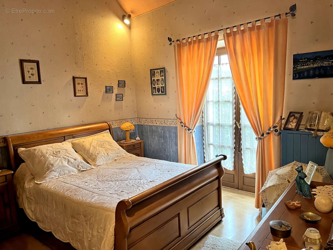 Maison à FOLLAINVILLE-DENNEMONT