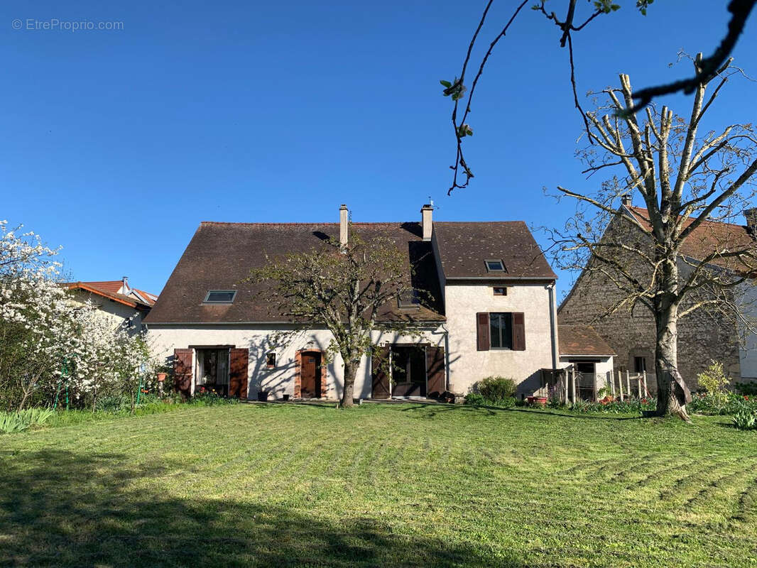 Maison à CUSSET