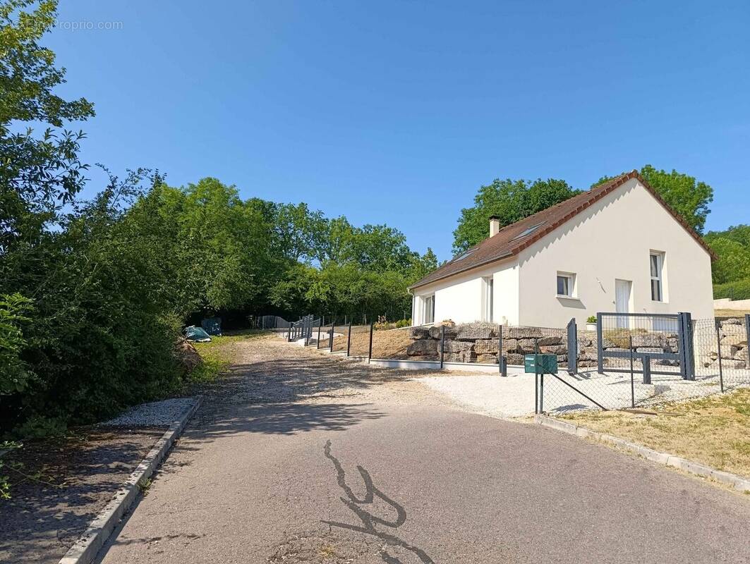 Maison à CREPAND