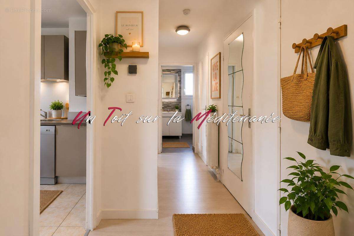Appartement à FREJUS