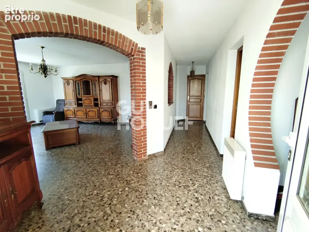 Maison 4 faces à Saint-Cyprien 5 pièces 138m2 - photo 2