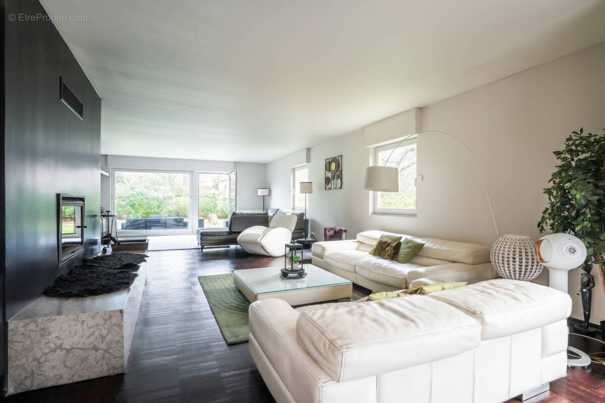 Maison à LE VESINET