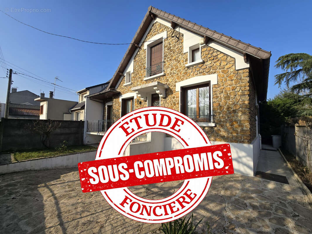 Maison à LIVRY-GARGAN