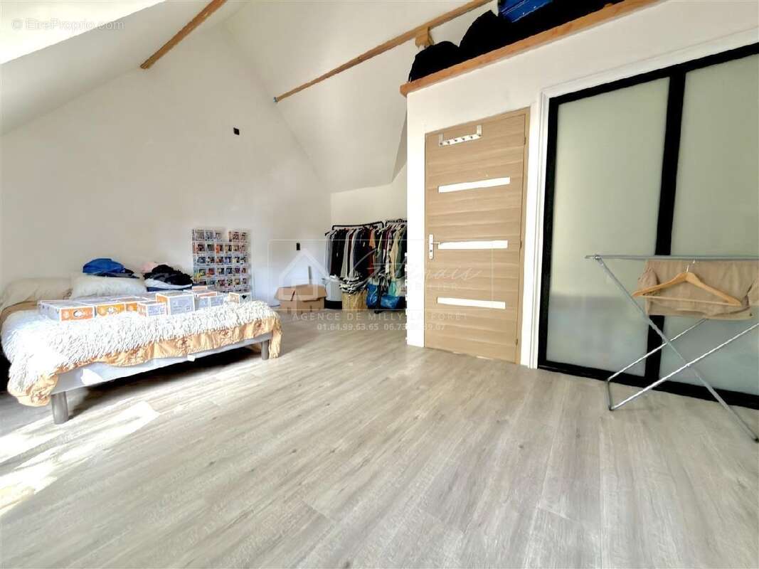 Maison à NOISY-SUR-ECOLE