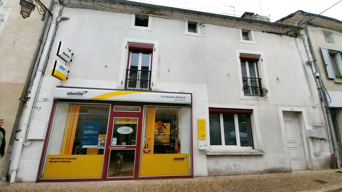 Commerce à VERGT