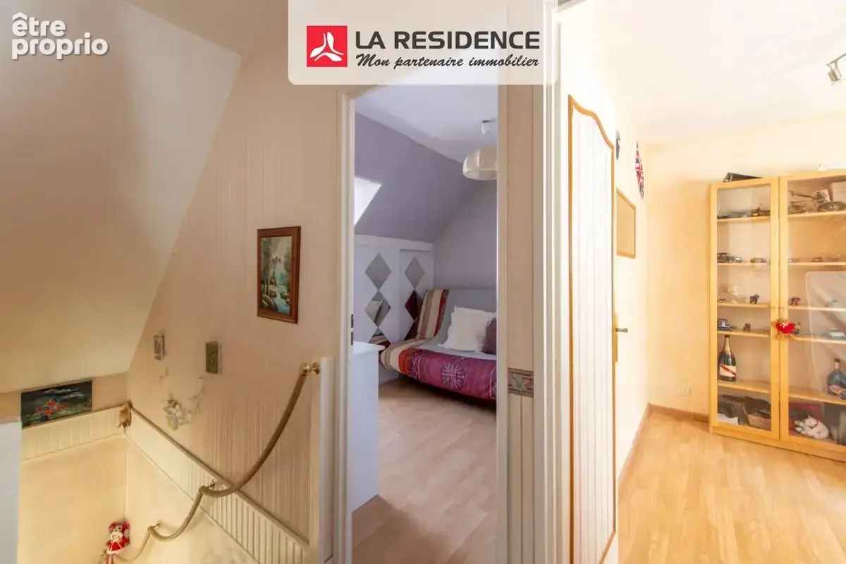 Maison 7 pièces 128 m² à vendre à Les Clayes-Sous-Bois (78340) - photo 7