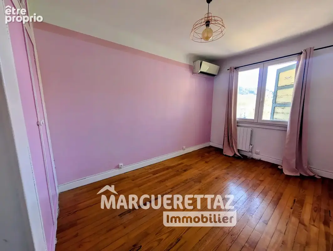 Maison de village mitoyenne - St Jeoire 115m² / garage / pas d'exterieur - photo 12