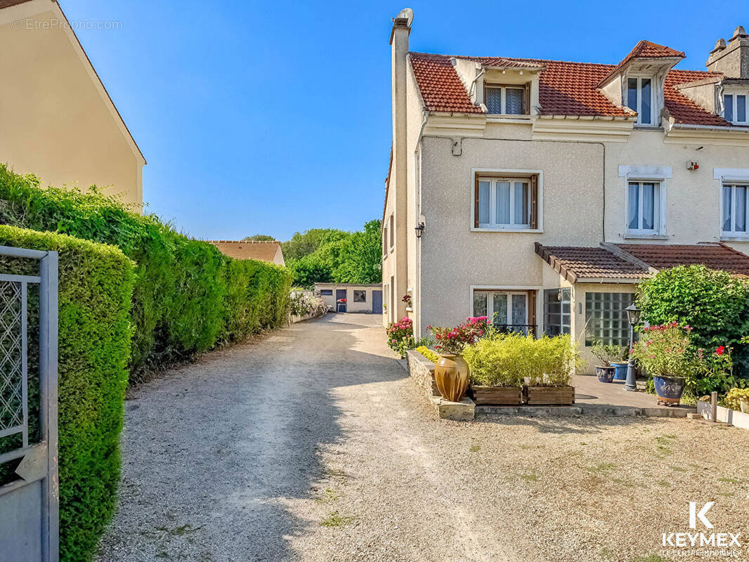 Appartement à BAILLET-EN-FRANCE