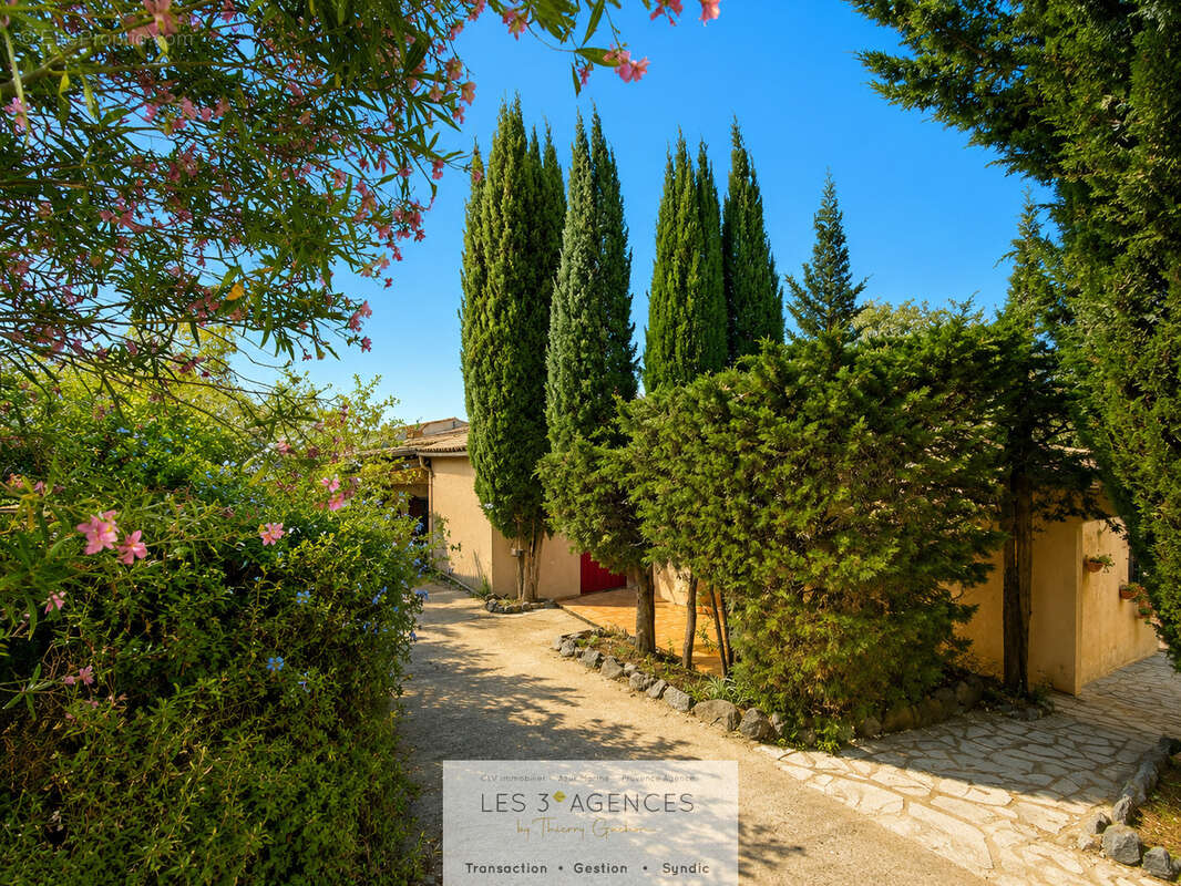 Maison à COGOLIN