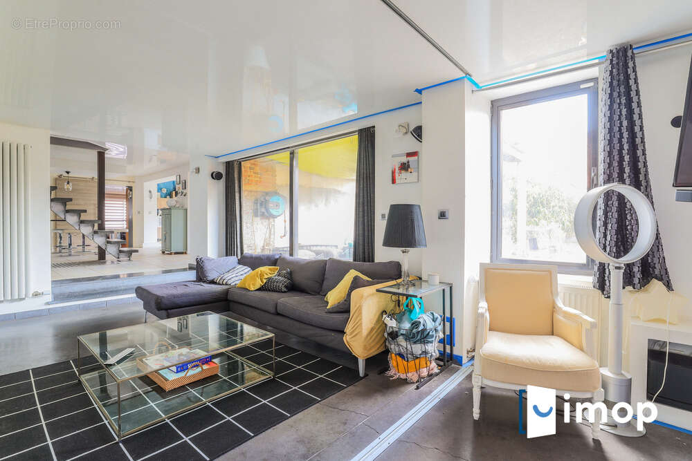 Maison à LYS-LEZ-LANNOY