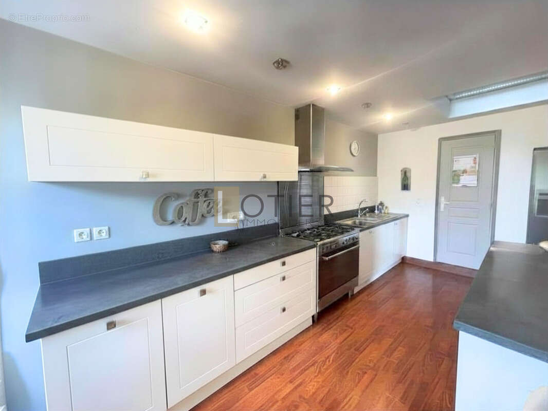 Appartement à CAPENDU