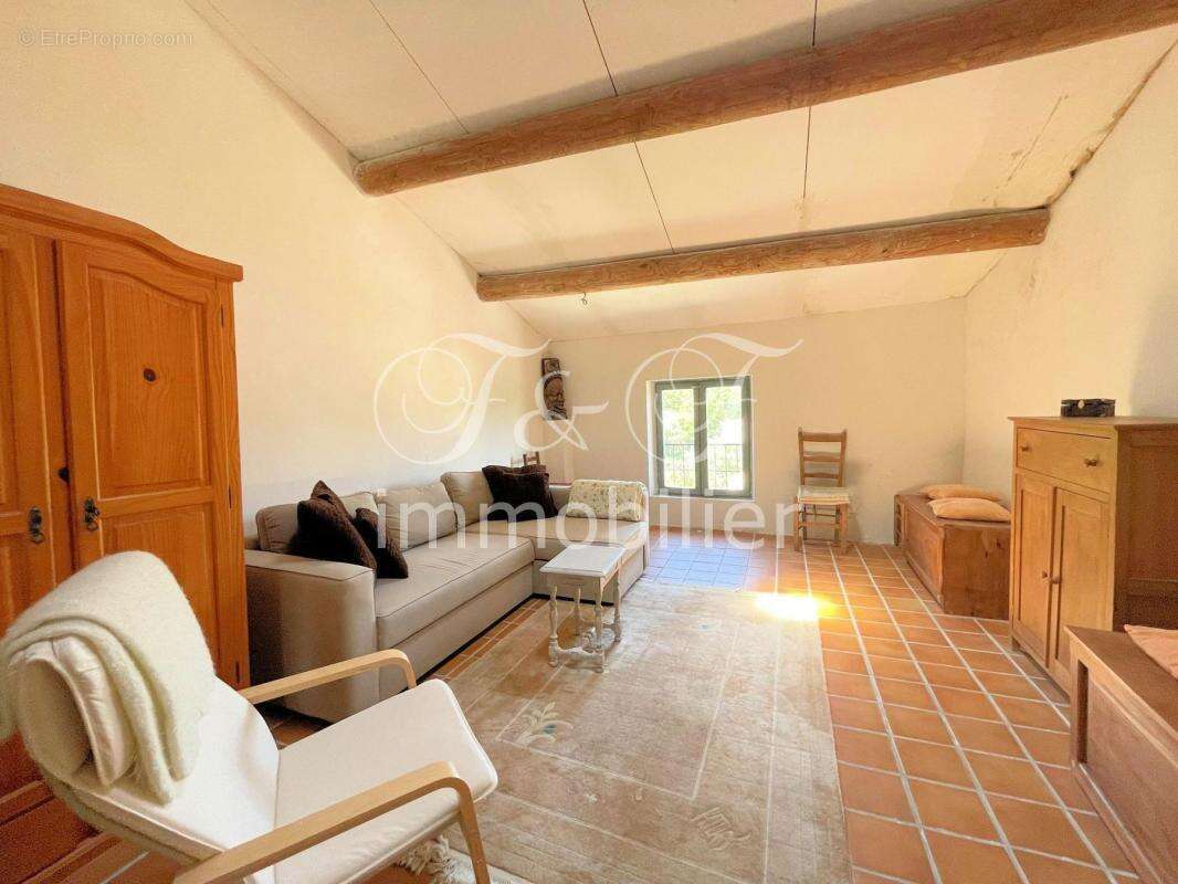 Maison à SAINT-MARTIN-DE-CASTILLON