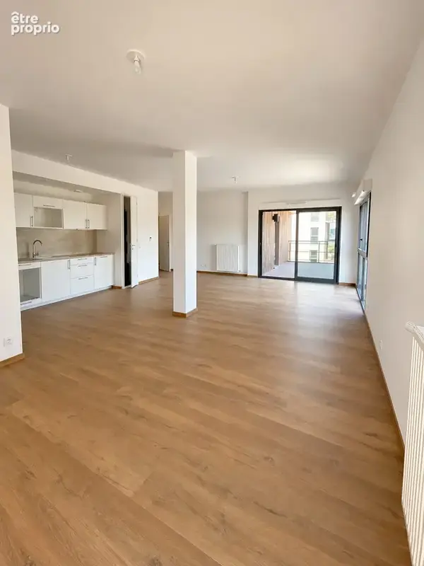 Appartement 4 pièces 95 m² à vendre à Bordeaux (33800) - photo 3