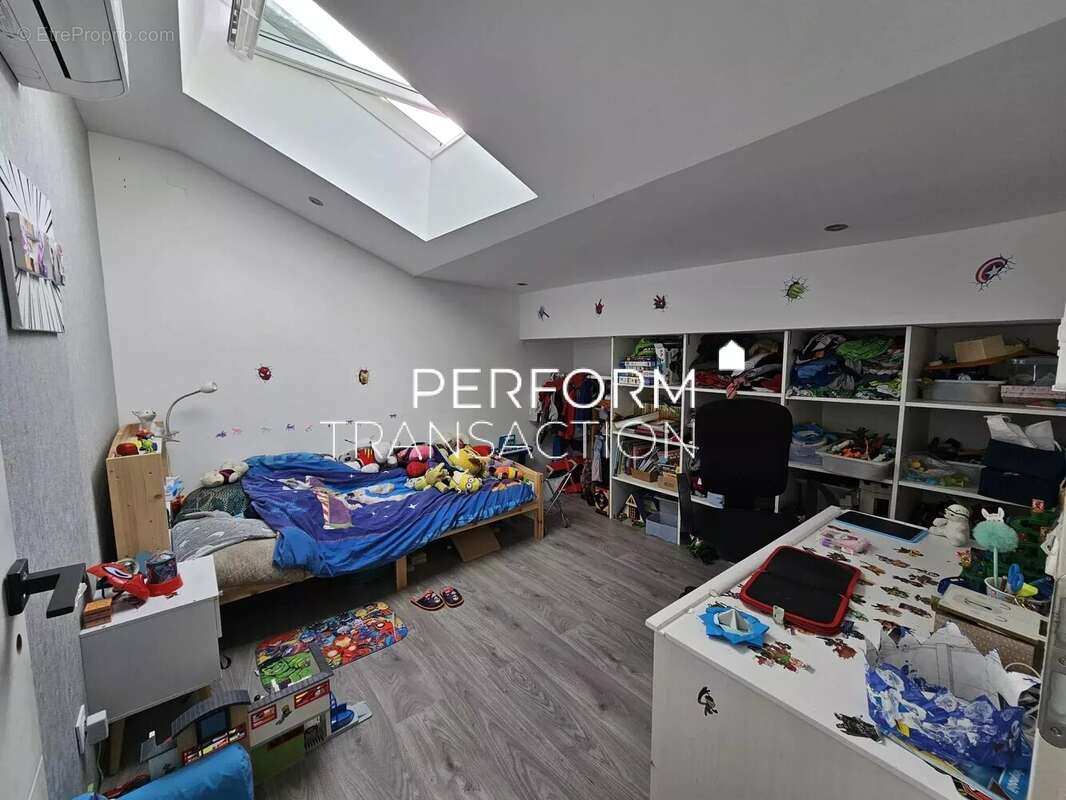 Appartement à RENAGE