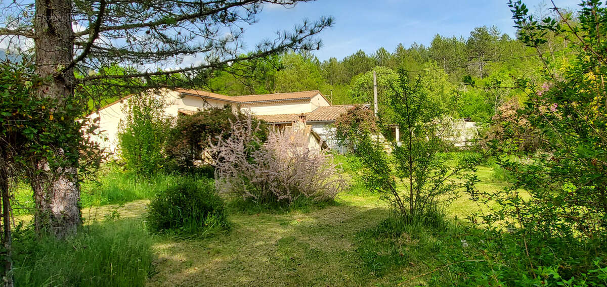 Maison à LA MOTTE-CHALANCON