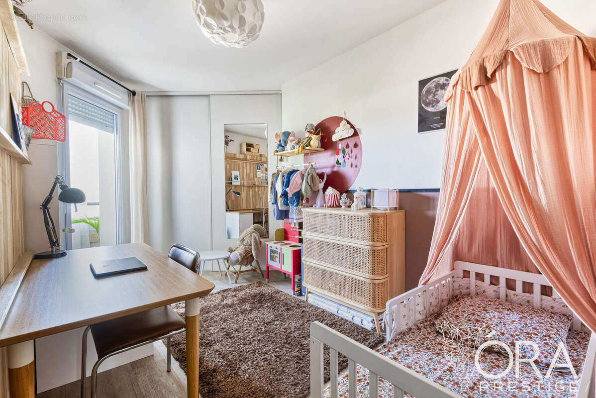 Appartement 75 m² à Angers  - photo 8