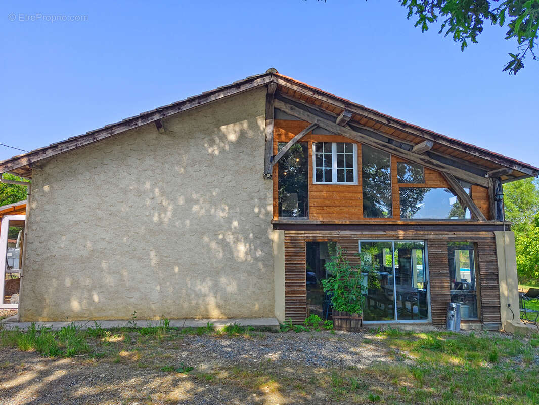 Maison à TERREBASSE