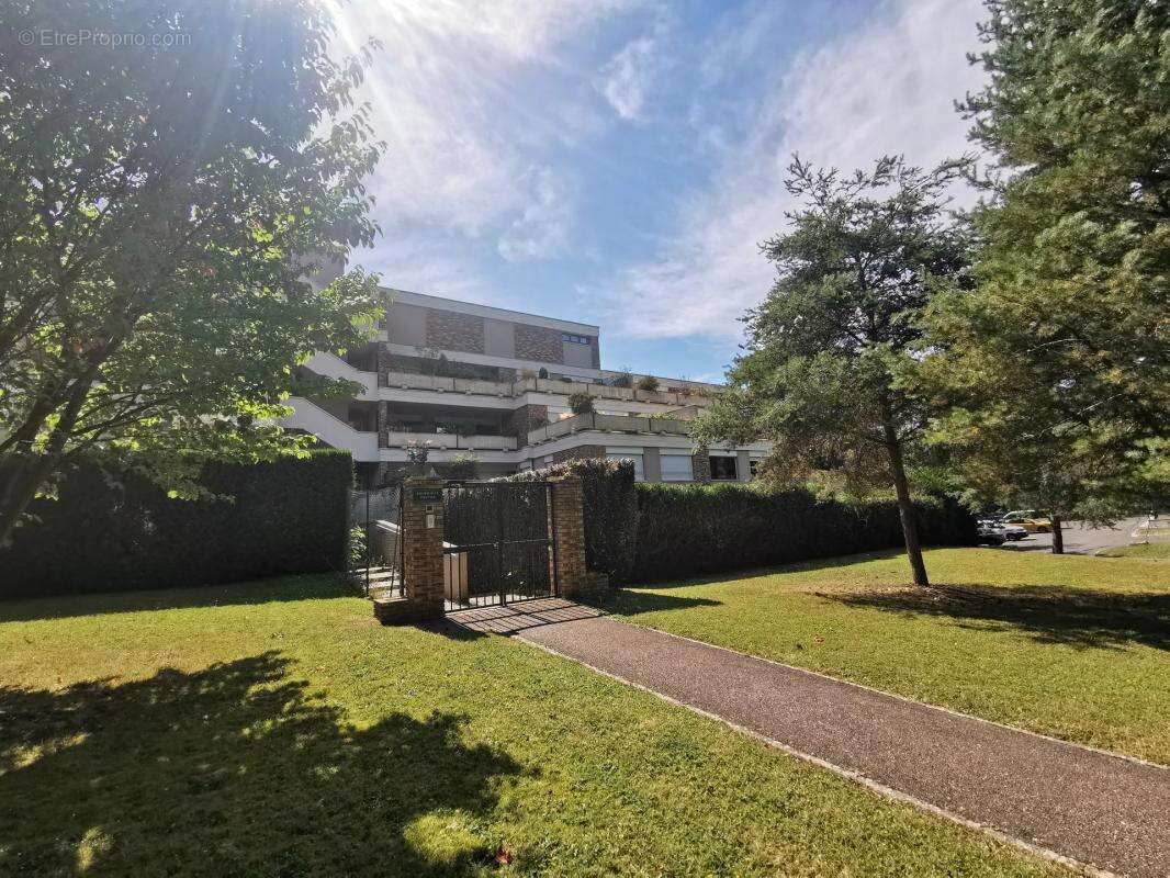 Appartement à MELUN