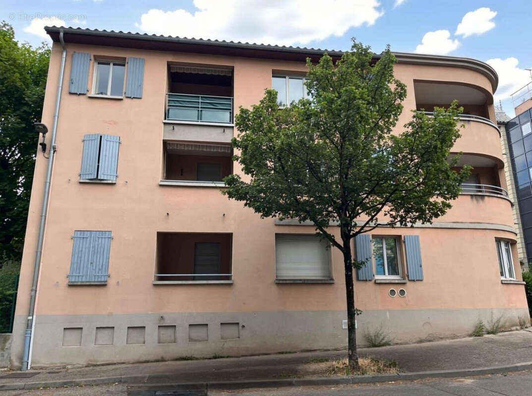 Appartement à SAINT-PRIEST