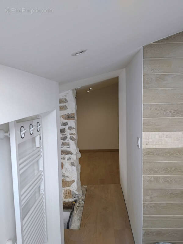 T2/3  dernier etage vue degagee sud - photo 7