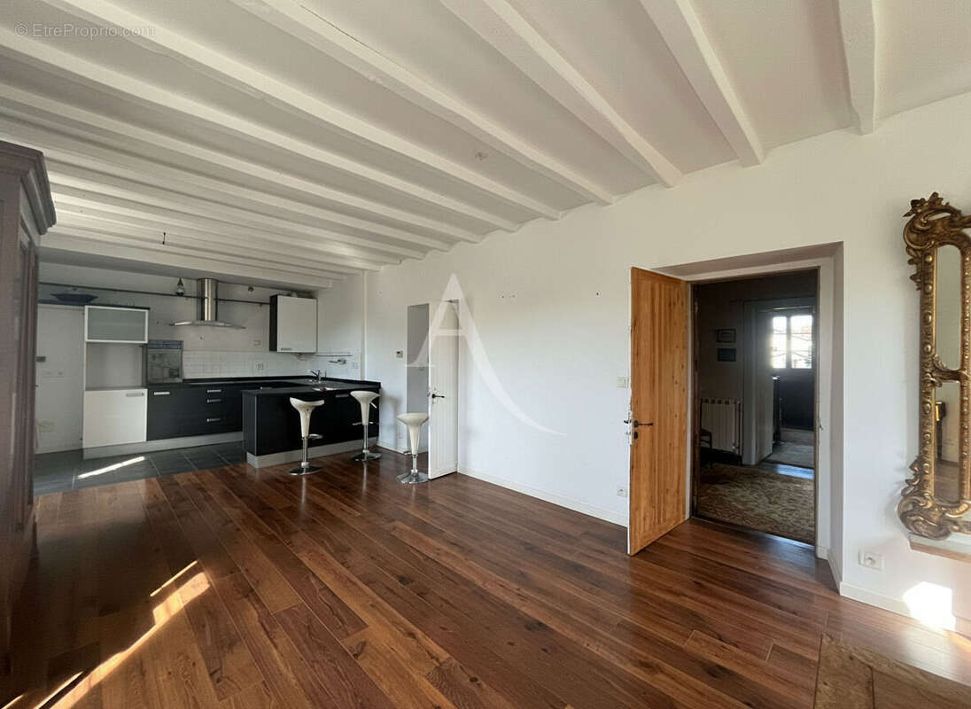 Maison Louhossoa 15 pièce(s) 718.67 m2 - photo 9
