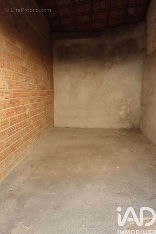 Photo 2 - Parking à BEZIERS