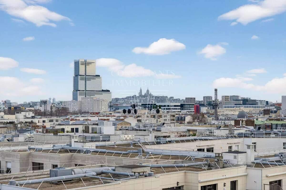 Appartement à LEVALLOIS-PERRET