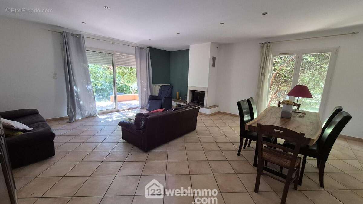 Maison 140 m² à Gonfaron  - photo 22
