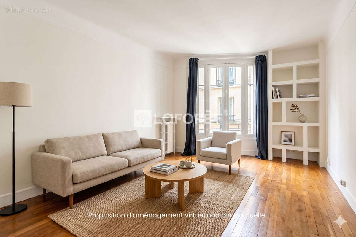 Appartement à PARIS-16E