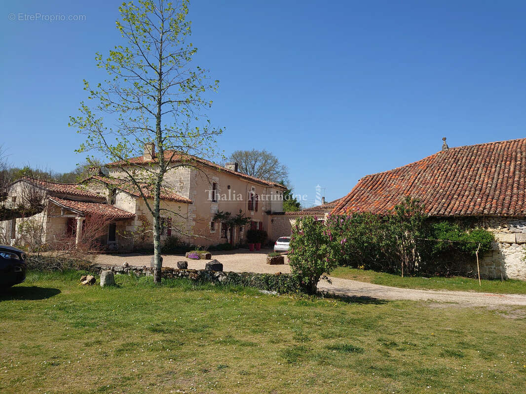 Maison à MAREUIL