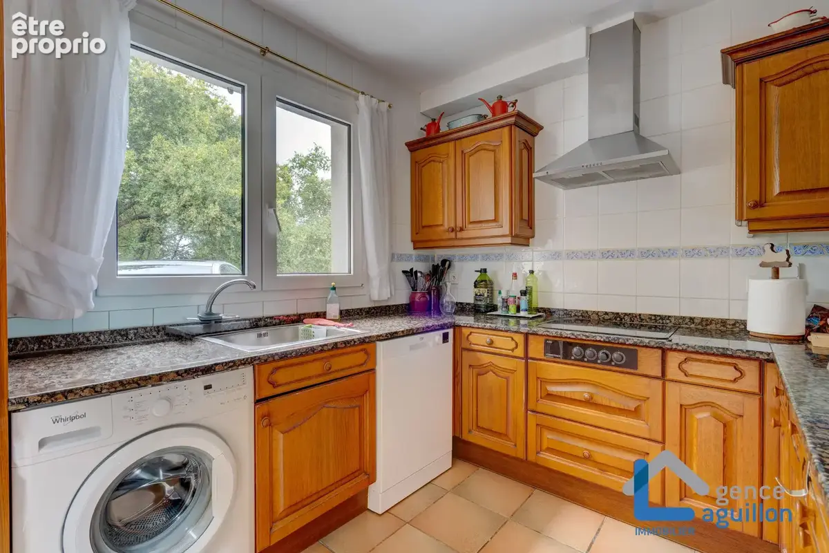 Belle maison basque sur parcelle de 6385m2 au calme - photo 11